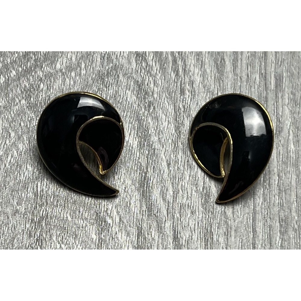 Vintage Black Enamel Gold Tone Swirl Drop Post Earrings Fashion Jewelry